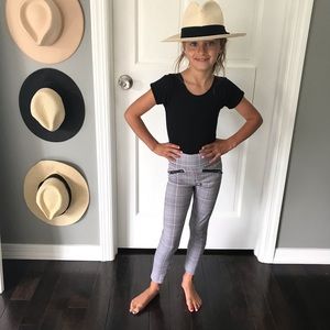 Old Navy checkered leggings size small or 6 / 7